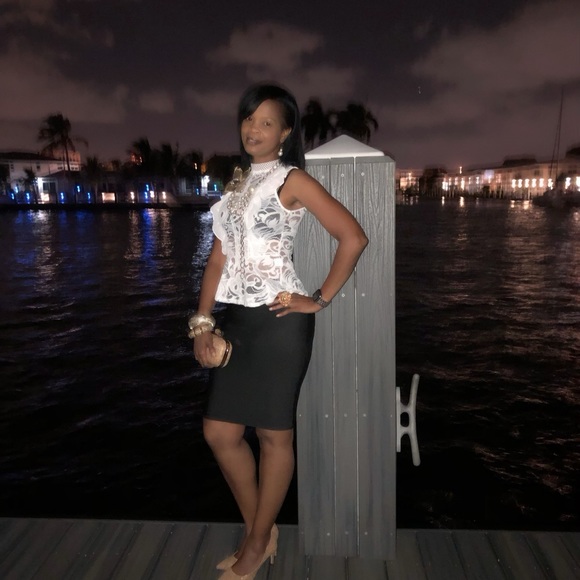 Meet your Posher, Nichole - Picture 5 of 8